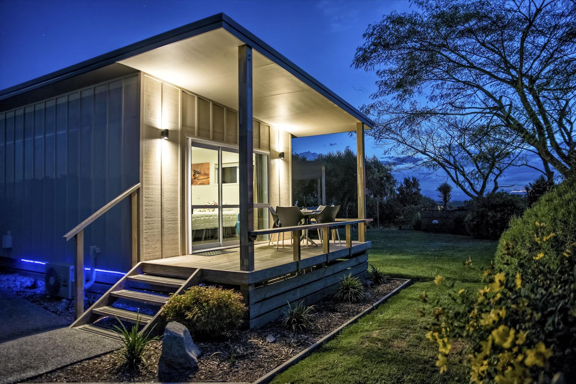 Debretts Holiday park 5*