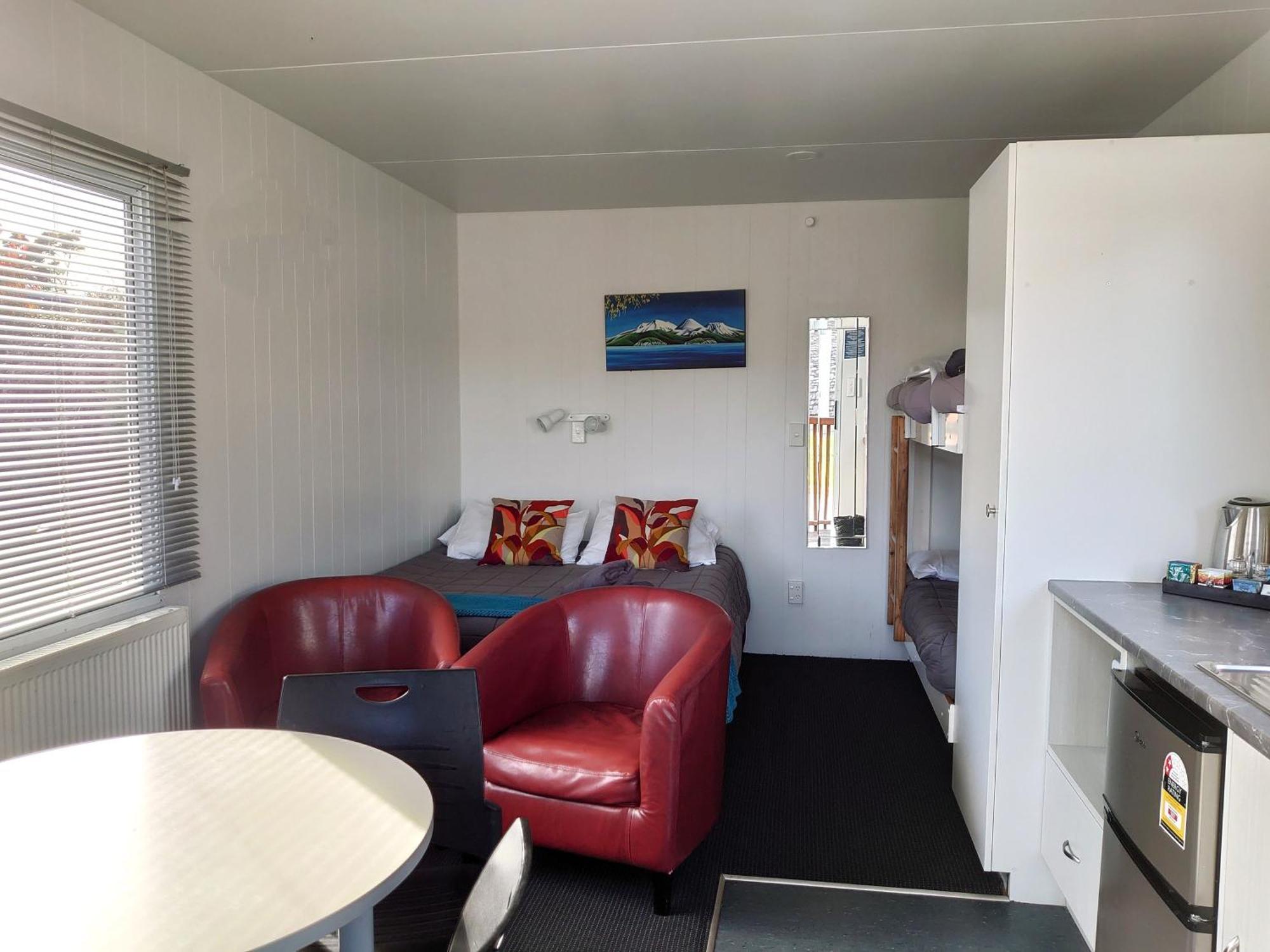 Debretts 5* Taupo
